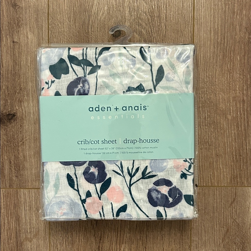 aden + anais Essentials Floral Crib Sheet